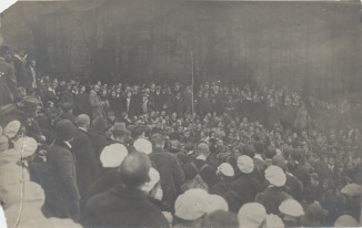 Gustav Wyneken addressing the First Free German Youth Congress (High Meissner, 1913)